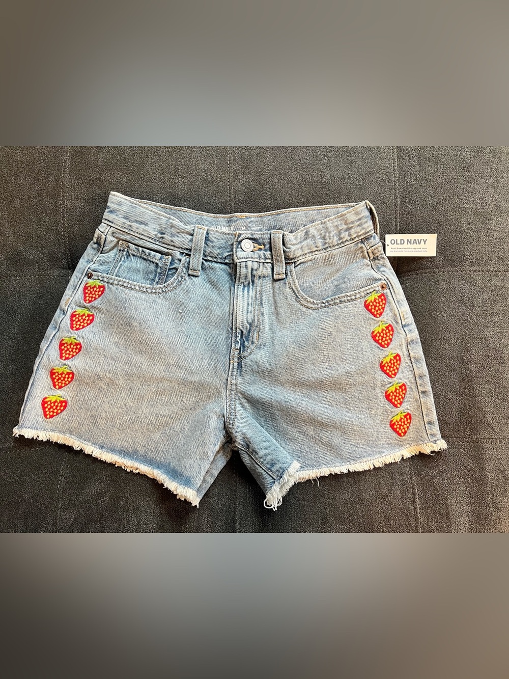 Old Navy Girls NWT High-Waisted Embroidered Frayed-Hem Jean Shorts, Size XL (14)
